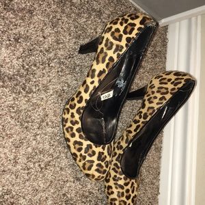 Merona heels size 9 1/2 in great condition